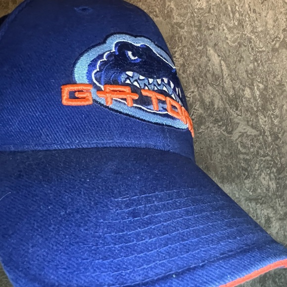 Florida Gators Baseball Cap - Captain’s Collection Velcro Adjustable Size - Picture 7 of 10
